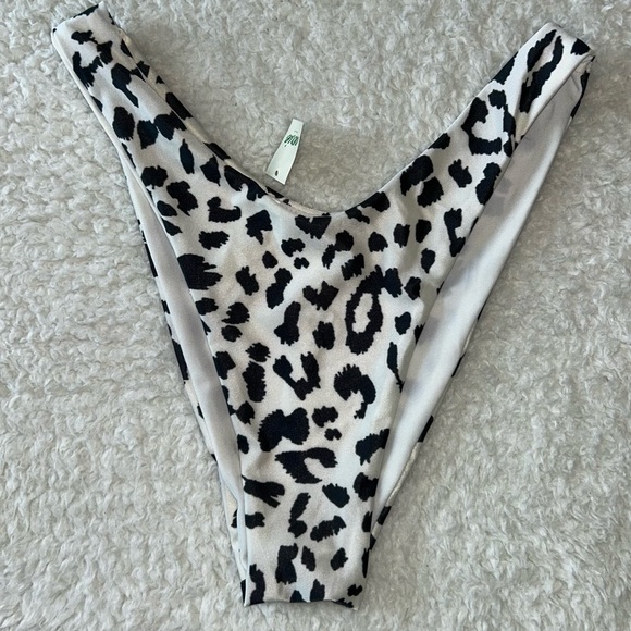 Aerie High Cut Cheekster Leopard Print Swim Bottoms Small NWT - Picture 1 of 3